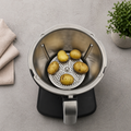Copertura Lama e Pelapatate 2 in 1 Compatibile TM5, TM6, TM7 – Accessorio in Acciaio Inox per Pelare e Proteggere